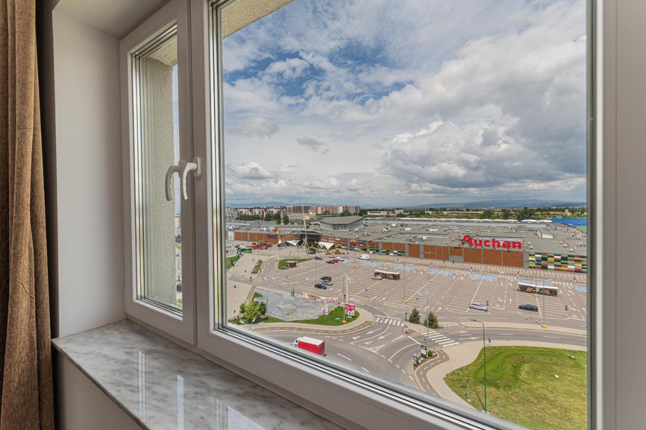 Coresi modern apartment Braşov Exterior foto